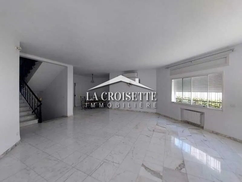 Villa S+5 à La Marsa MVL0217
