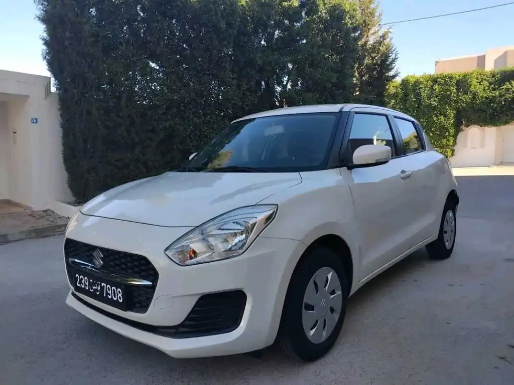 SUZUKI SWIFT BOÎTE AUTOMATIQUE PREMIÈRE MAIN
