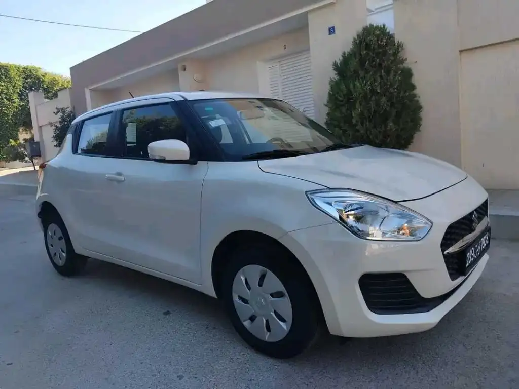 SUZUKI SWIFT BOÎTE AUTOMATIQUE PREMIÈRE MAIN