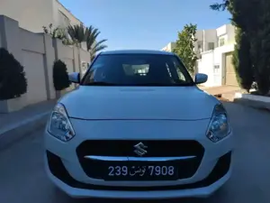 SUZUKI SWIFT BOÎTE AUTOMATIQUE PREMIÈRE MAIN 