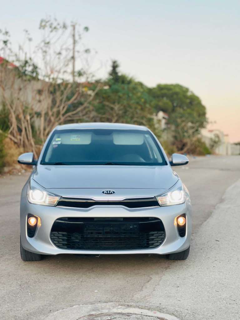 KIA RIO SEDAN PRESTIGE 
