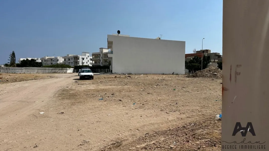 terrain de490m² à el maamoura plage