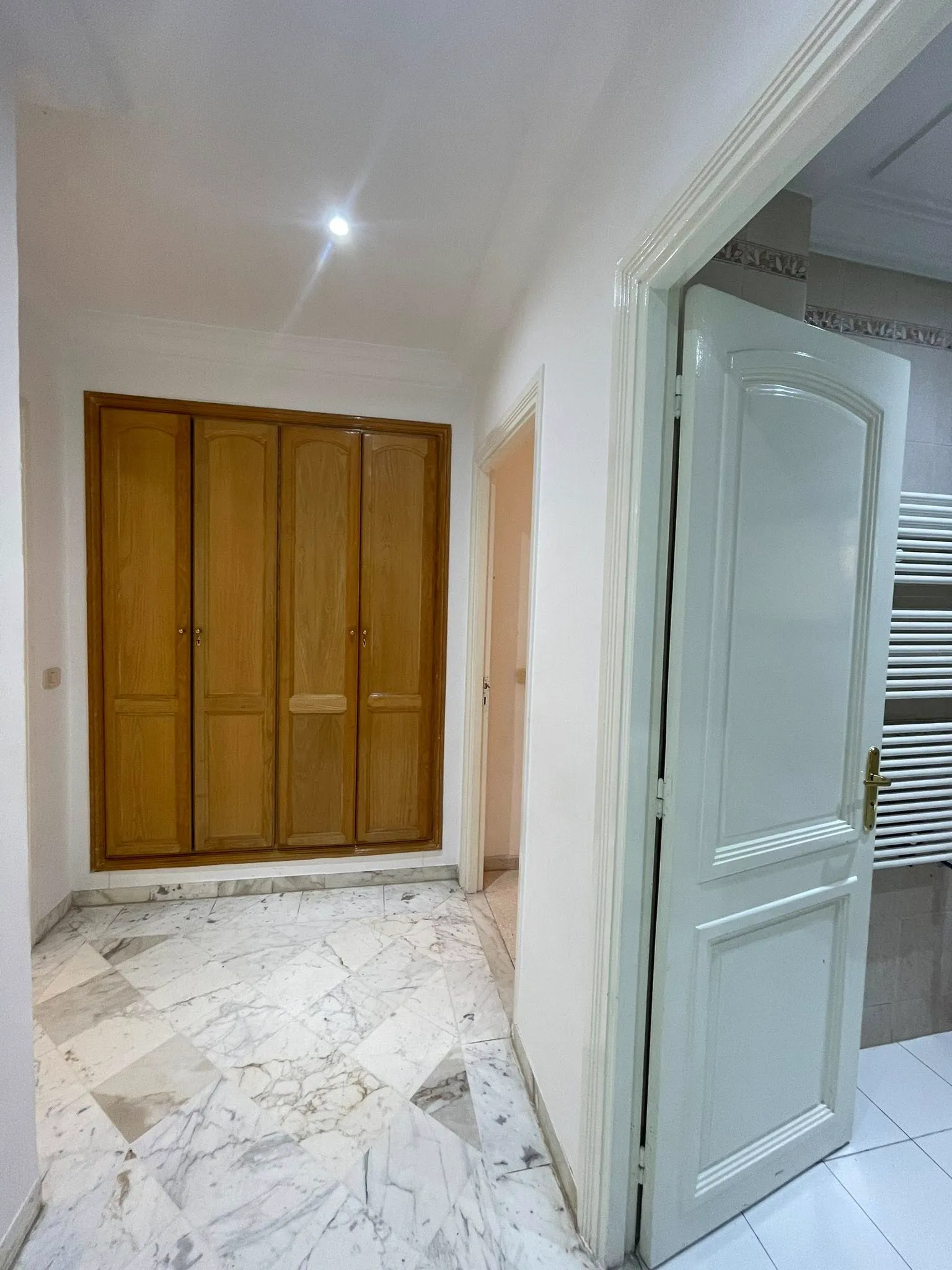 A louer S+2 habitation / usage bureautique Ennaser 2