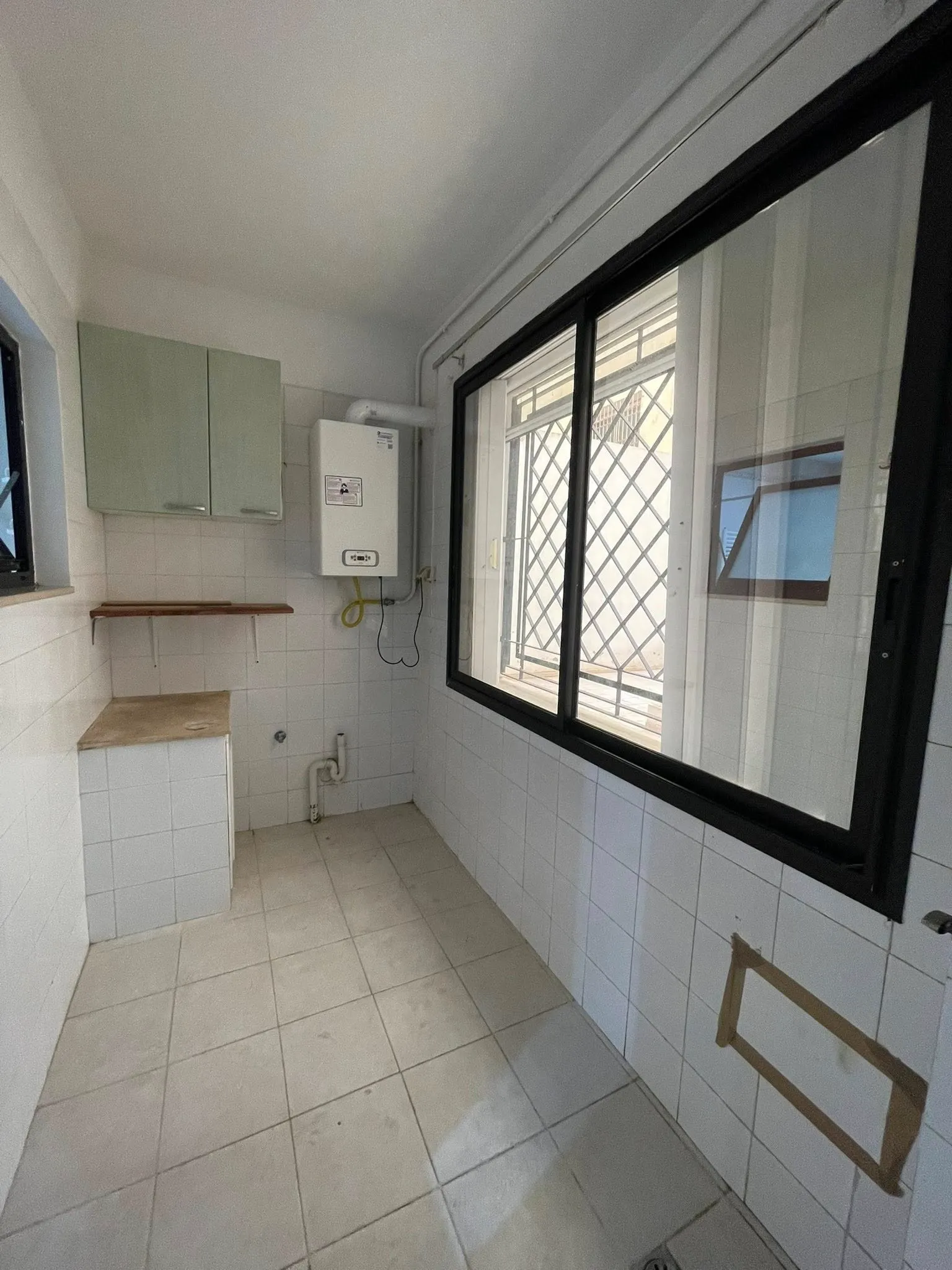 A louer S+2 habitation / usage bureautique Ennaser 2