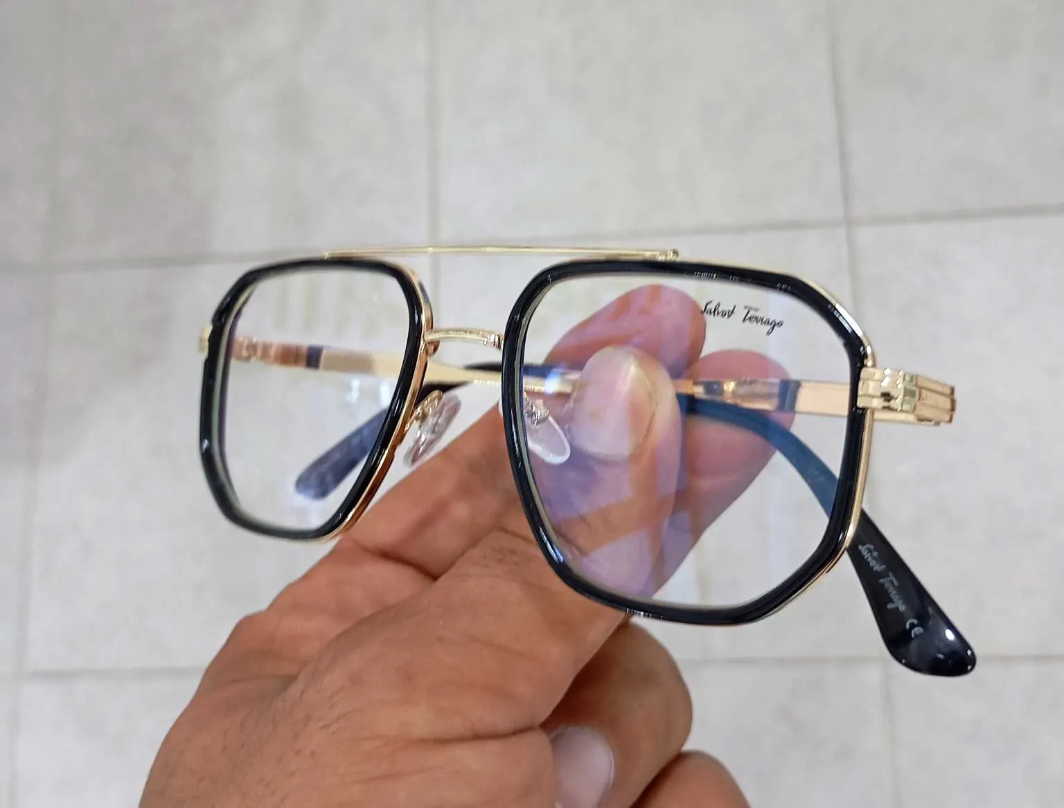 Lunette a usage optique tout neuf dans le â paquet