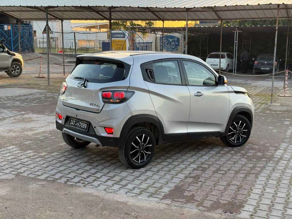 Mahindra kuv k8 1ère main ✋