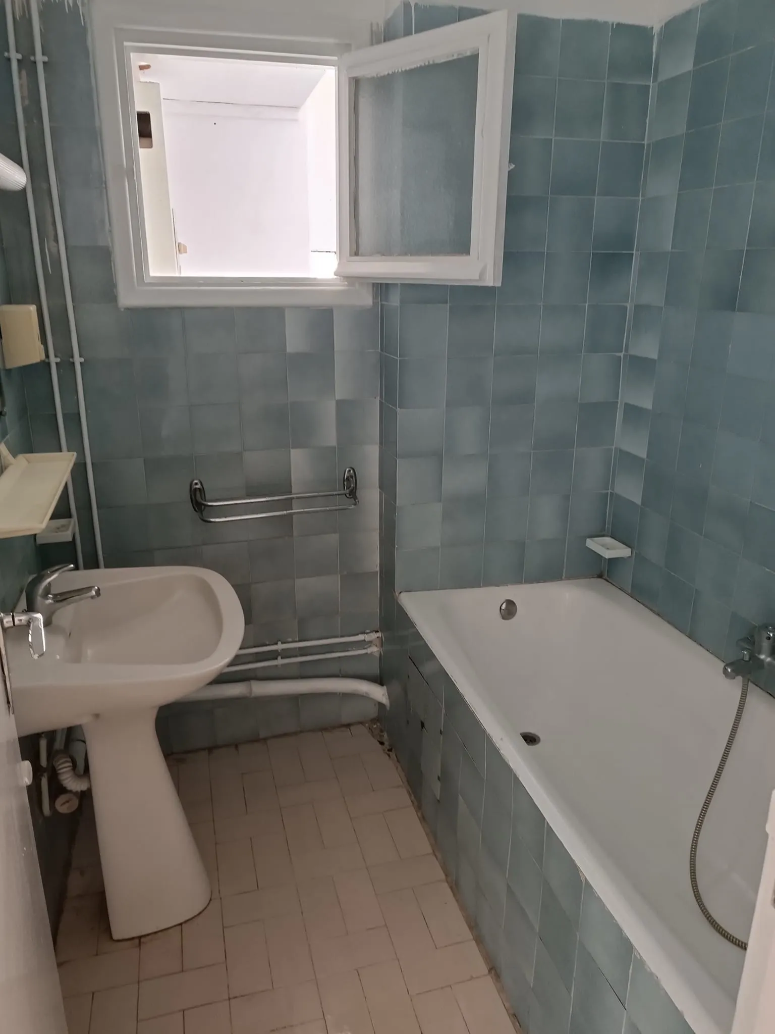 APPARTEMENT MENZAH 7