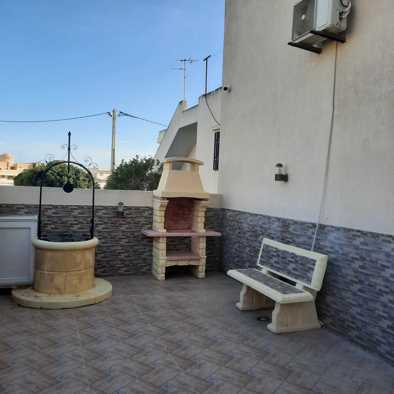 Villa à vendre cise à  Tazarka 300m   à proximité de la plage 