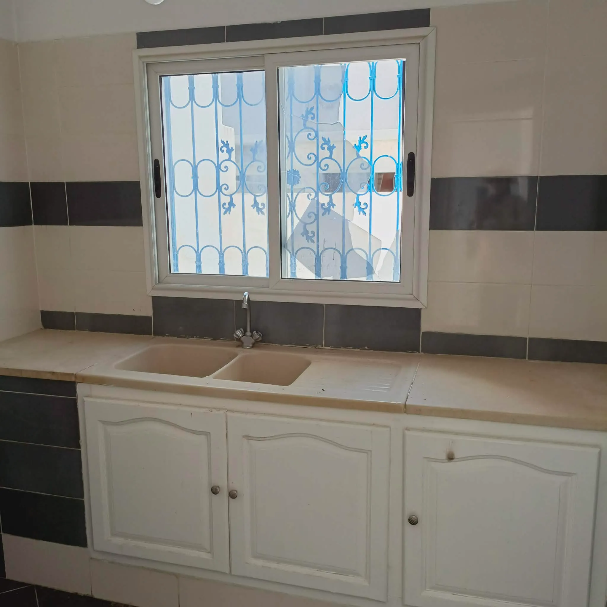 AV duplex proche Yasmine Hammamet 99958728