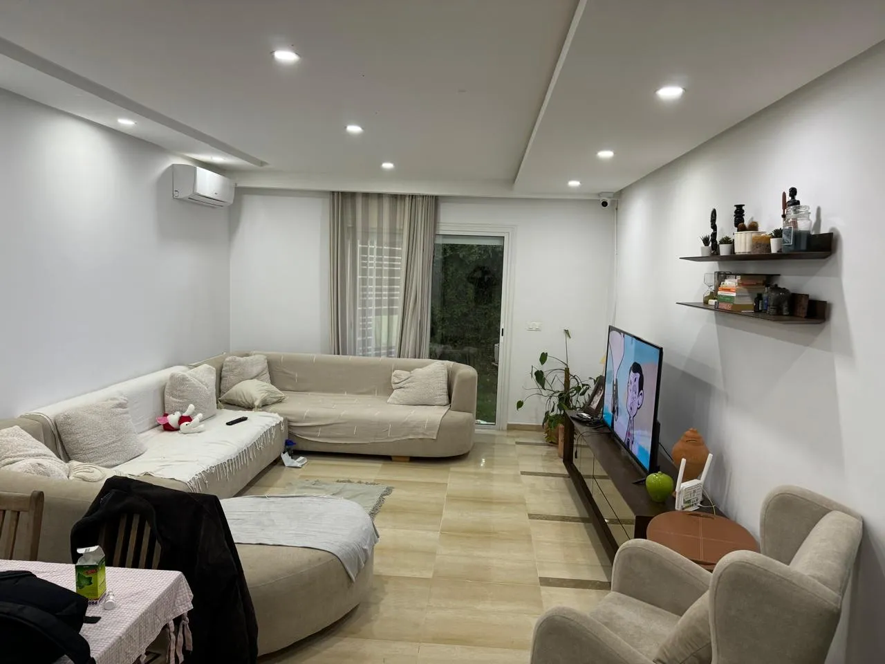 joli appartement S3 au rdc à soukra