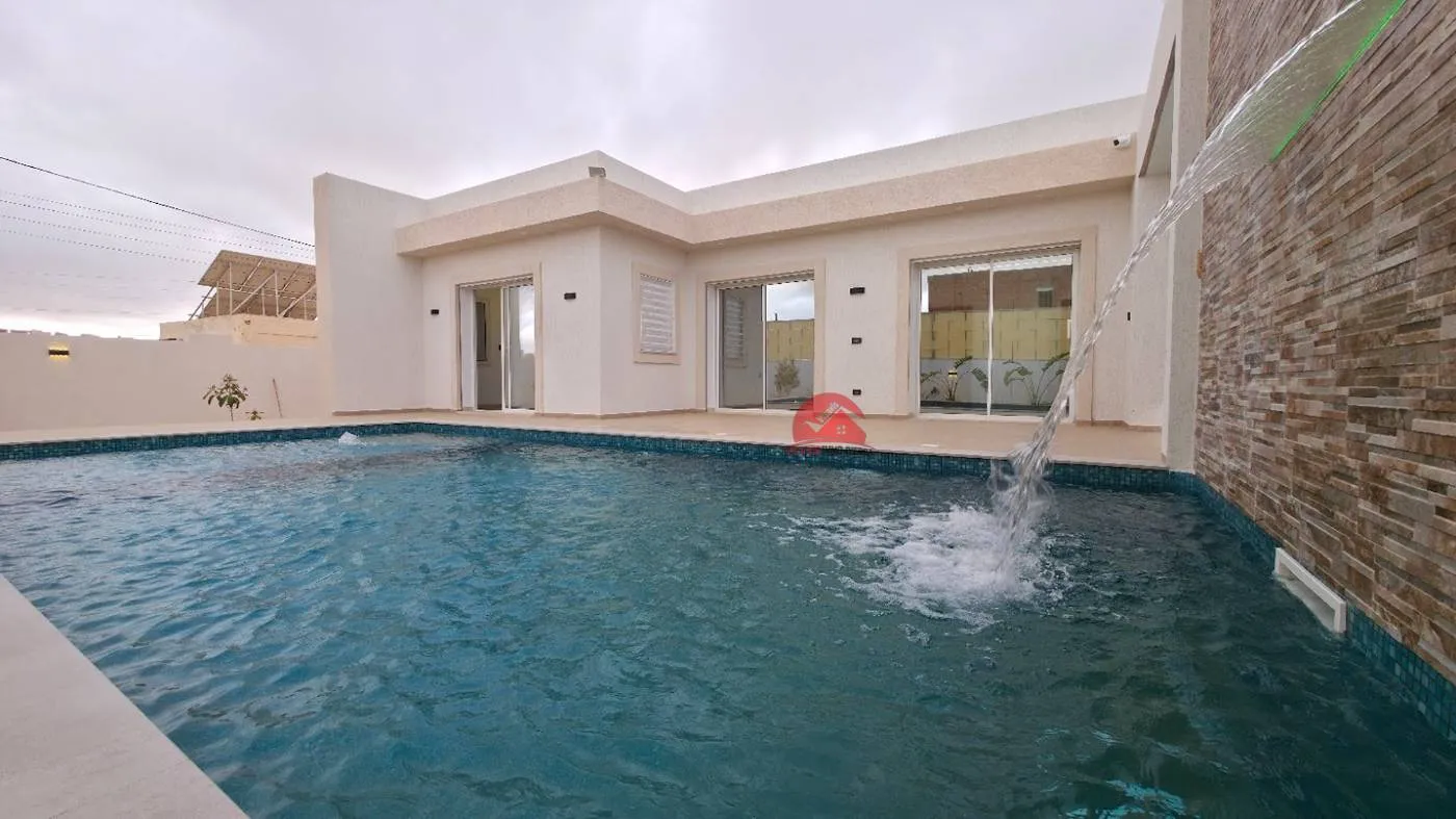 Vente d'une villa neuve à Houmt Souk Djerba ZU V 751