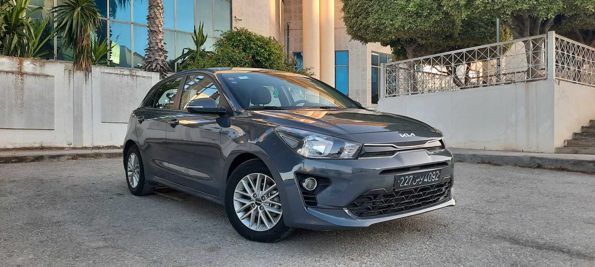 Kia Rio Hatchbak état origine 2022 4cylindres Tl:28431642
