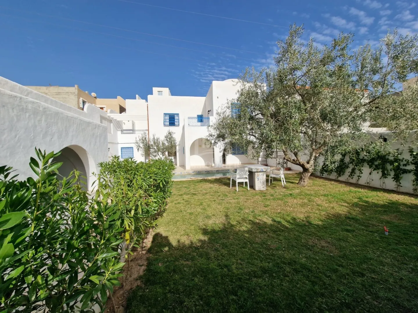 Villa toute neuve avec piscine à Hammamet Nord à vendre 51355351