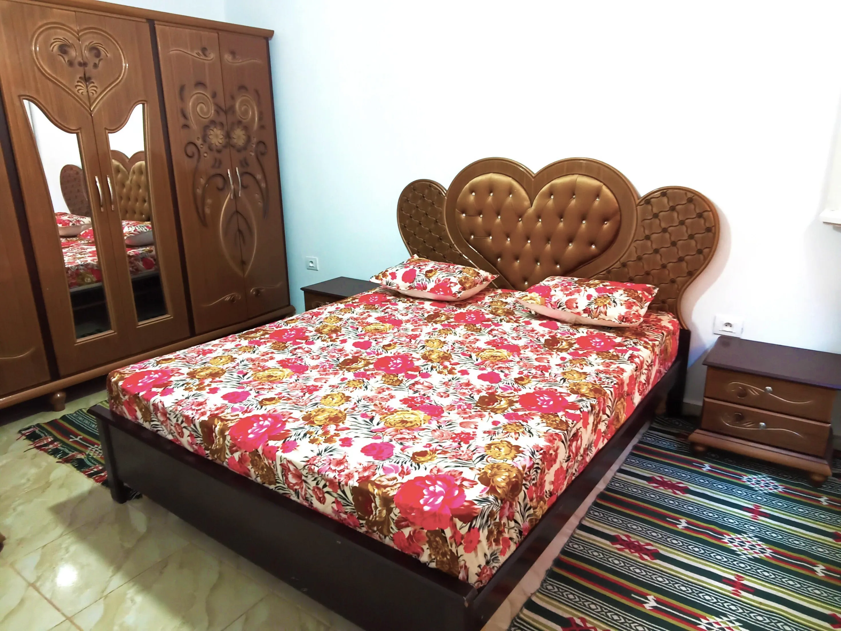 منزل مؤثث ، يبعد 🔹1 دقيقة مشي🔹 عن البحر ، في قصور الساف في ولاية المهدية