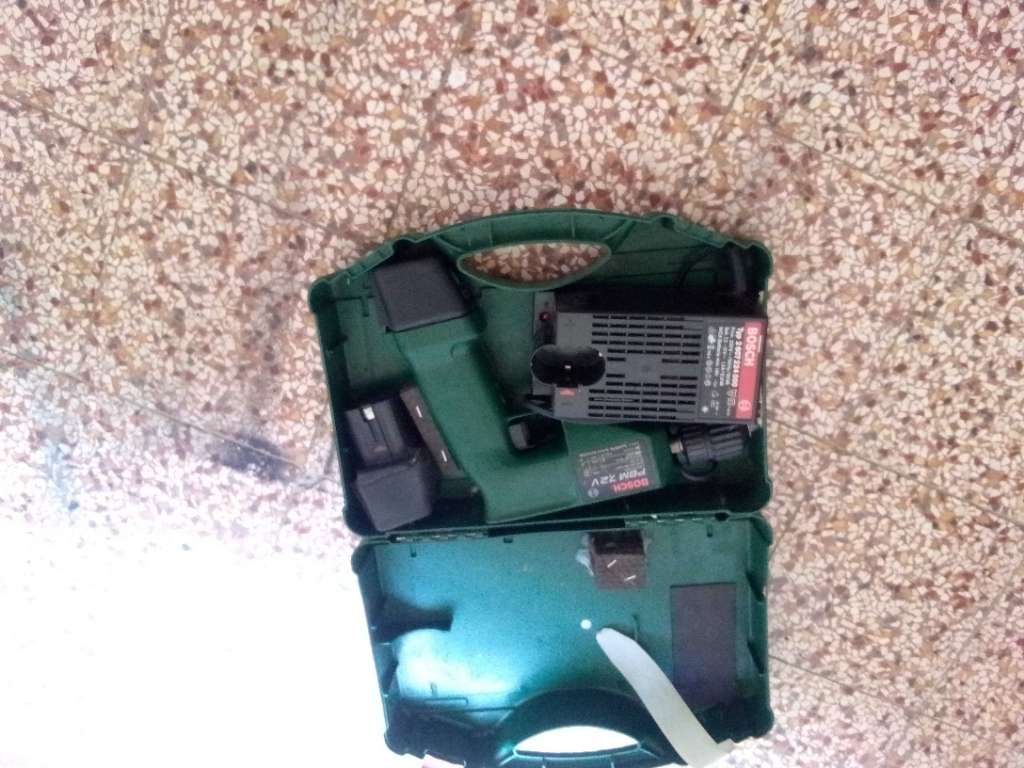Visseuse perceuse BOSCH