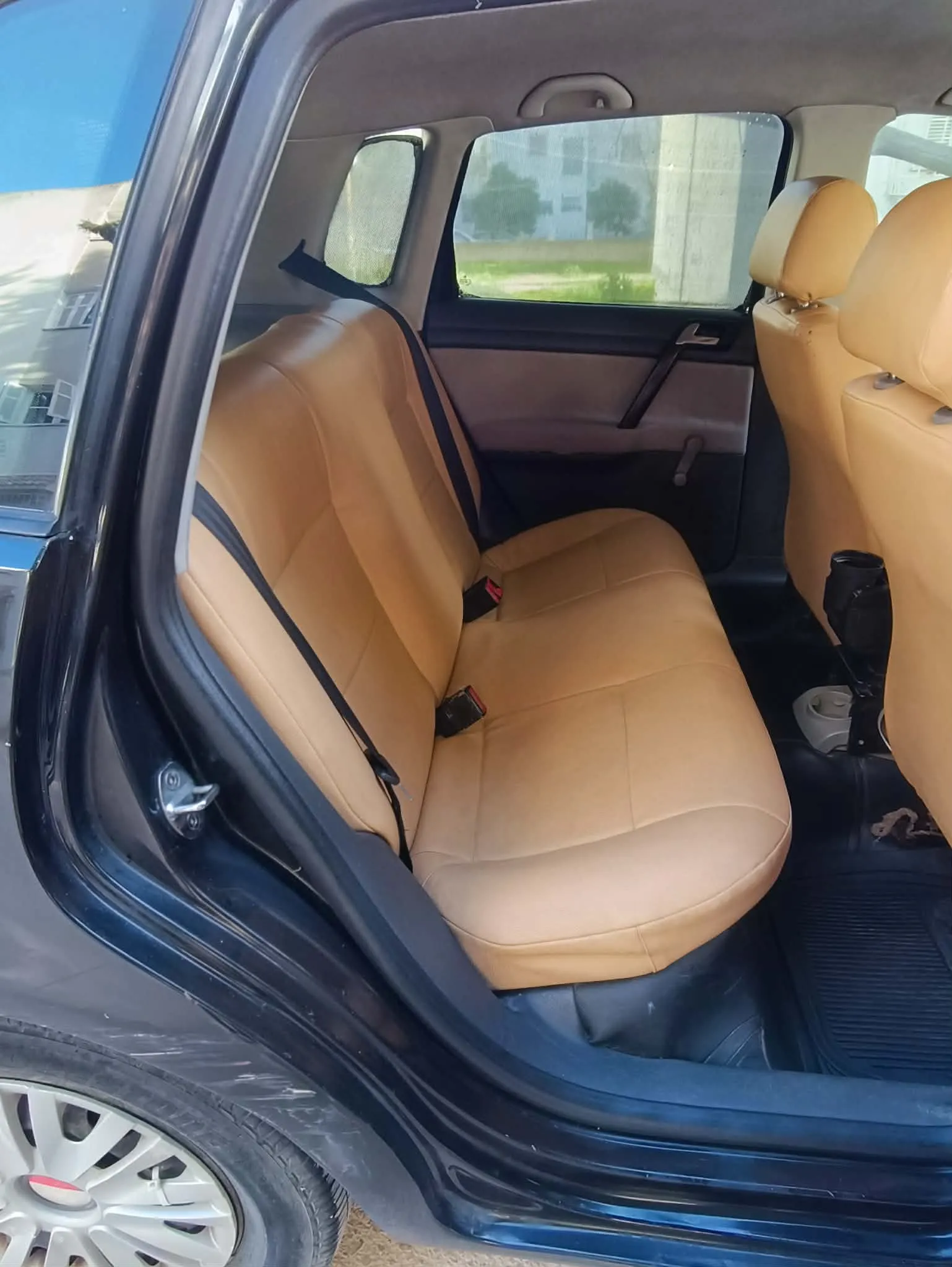 Voiture en très bonne état 