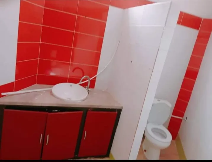 Location S1 vide à Jardin D'El Menzah 1