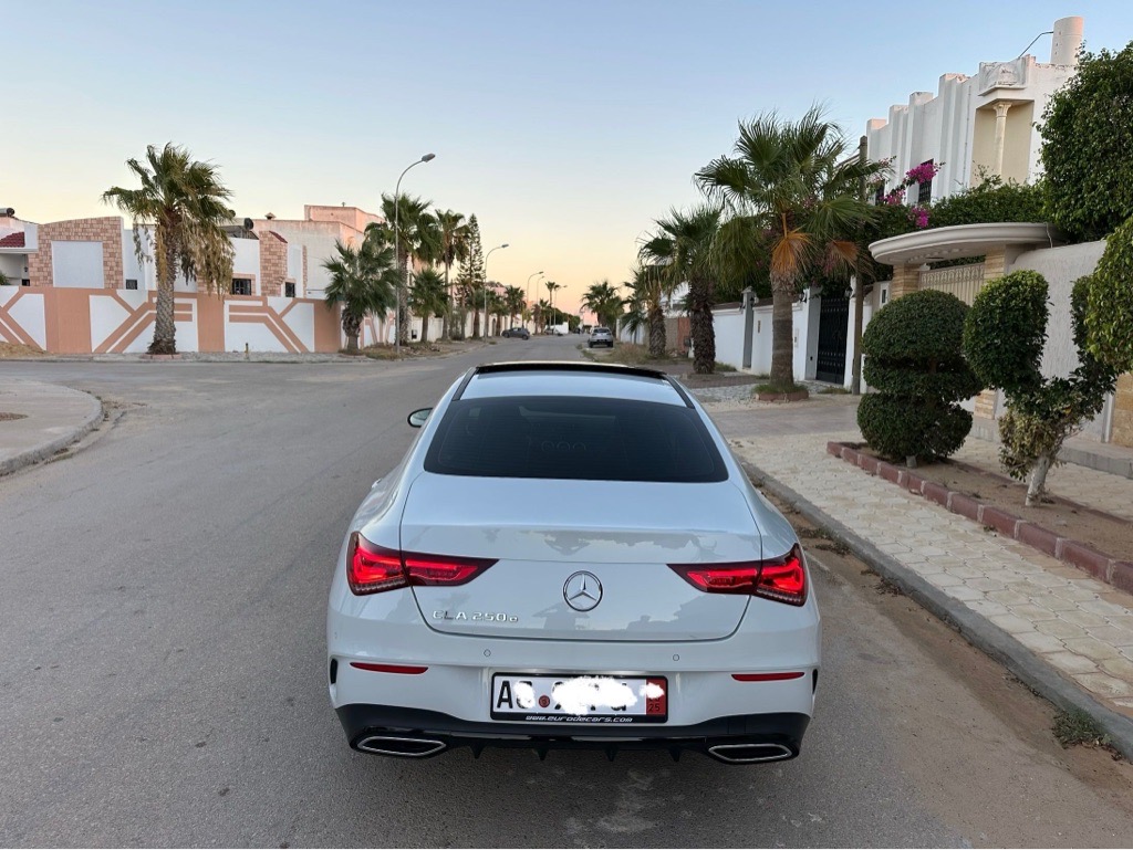 Mercedes Cla 250e kit Amg pack night full options 