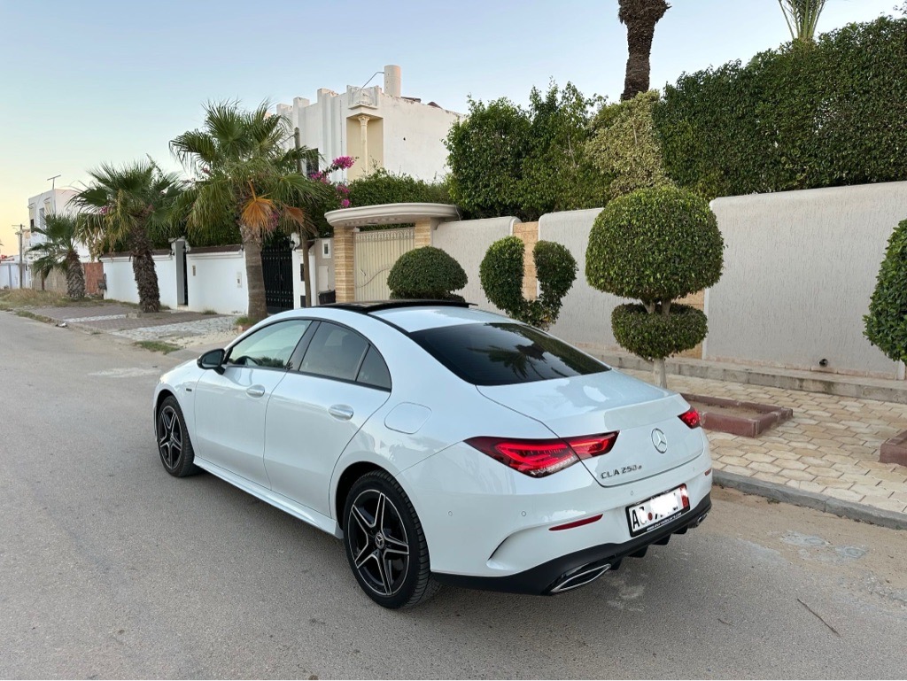 Mercedes Cla 250e kit Amg pack night full options 