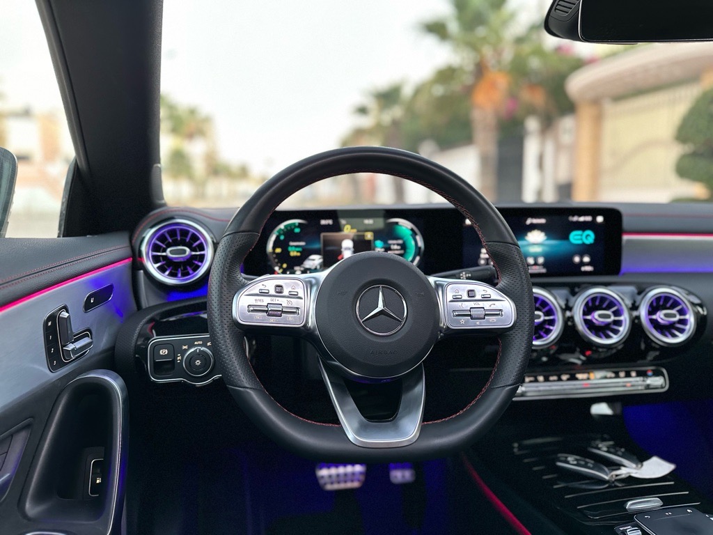 Mercedes Cla 250e kit Amg pack night full options 