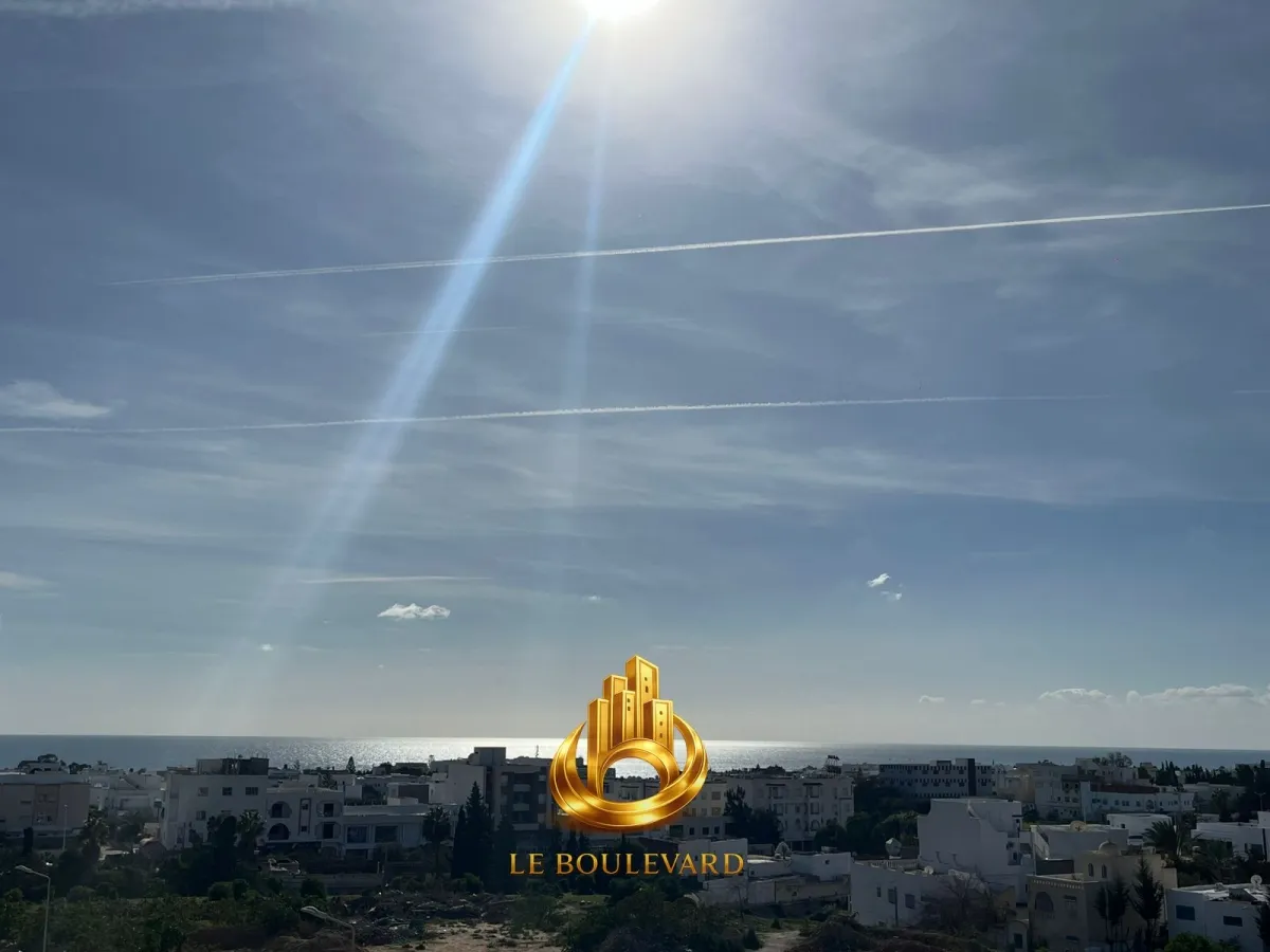 Excellente opportunité : Villa R+3 avec vue sur mer à Hammamet Nord
