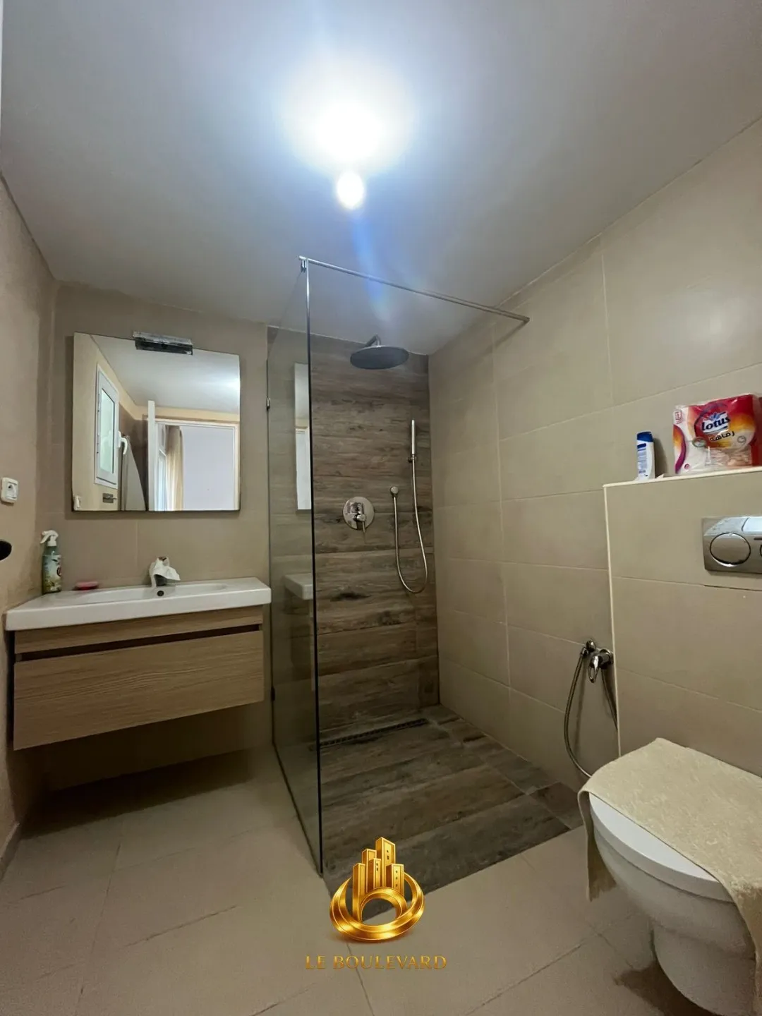 Excellente opportunité : Villa R+3 avec vue sur mer à Hammamet Nord