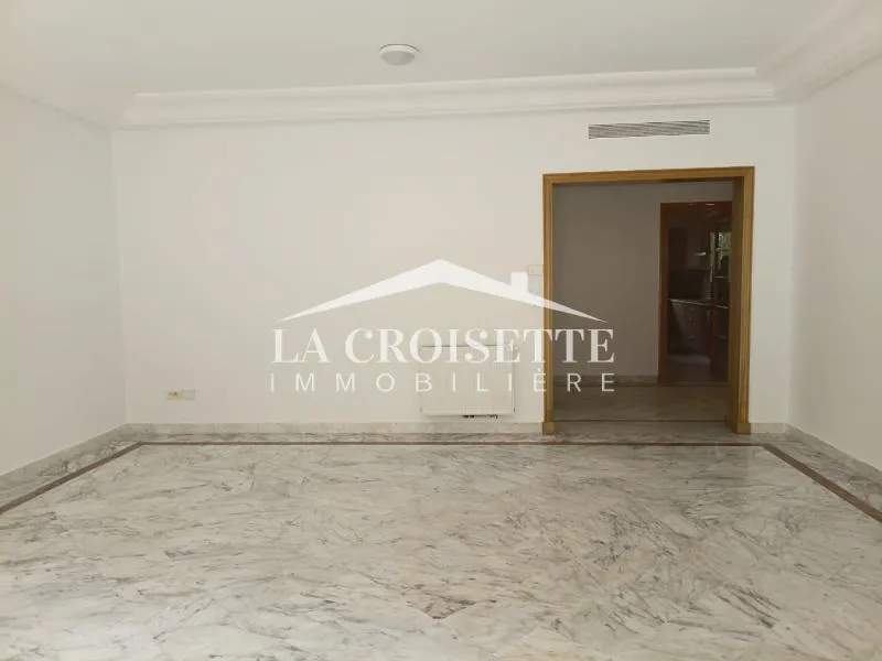 Appartement s4 avec jardin et terrasse au Lac2