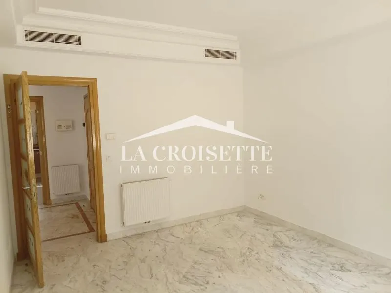 Appartement s4 avec jardin et terrasse au Lac2