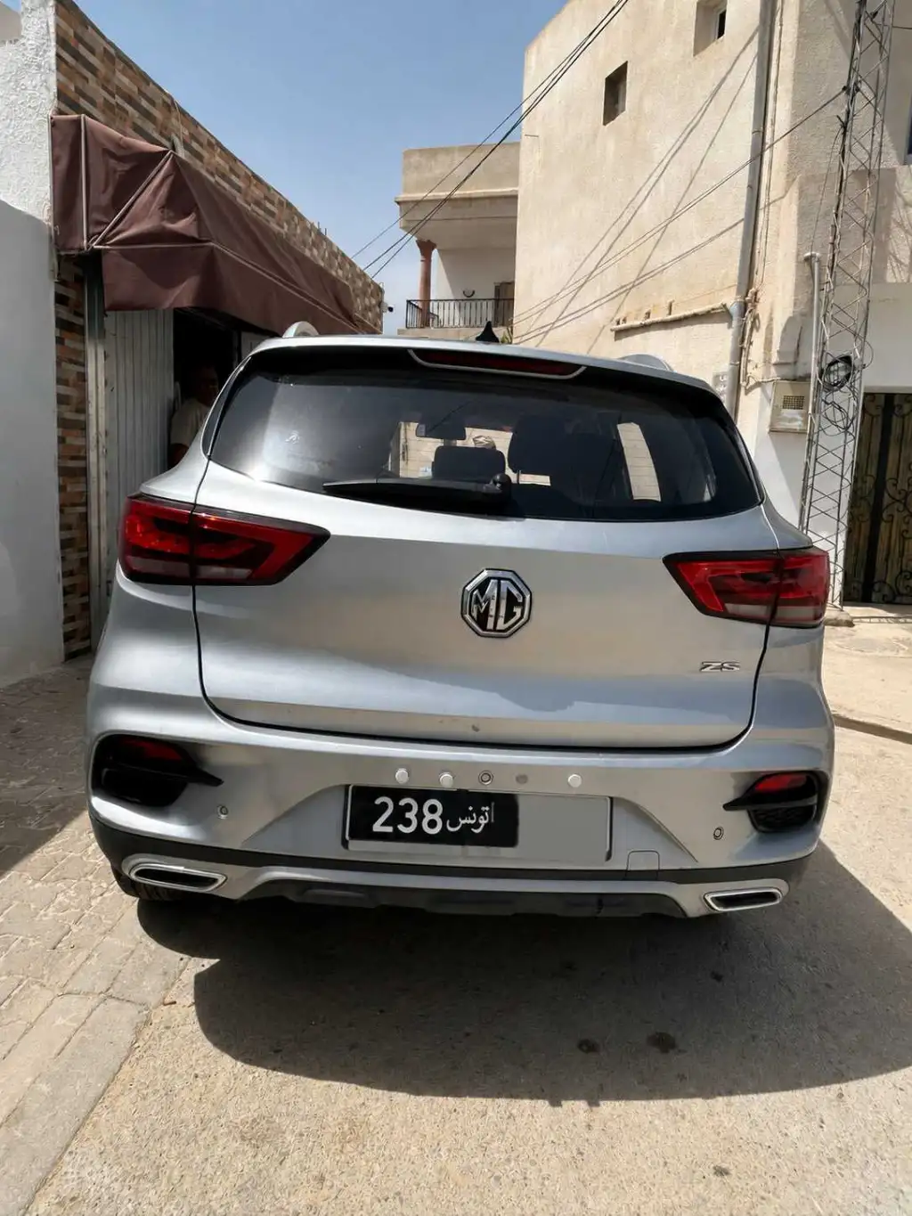 Voiture MG (ZS) COMME NEUF MODELE 2023