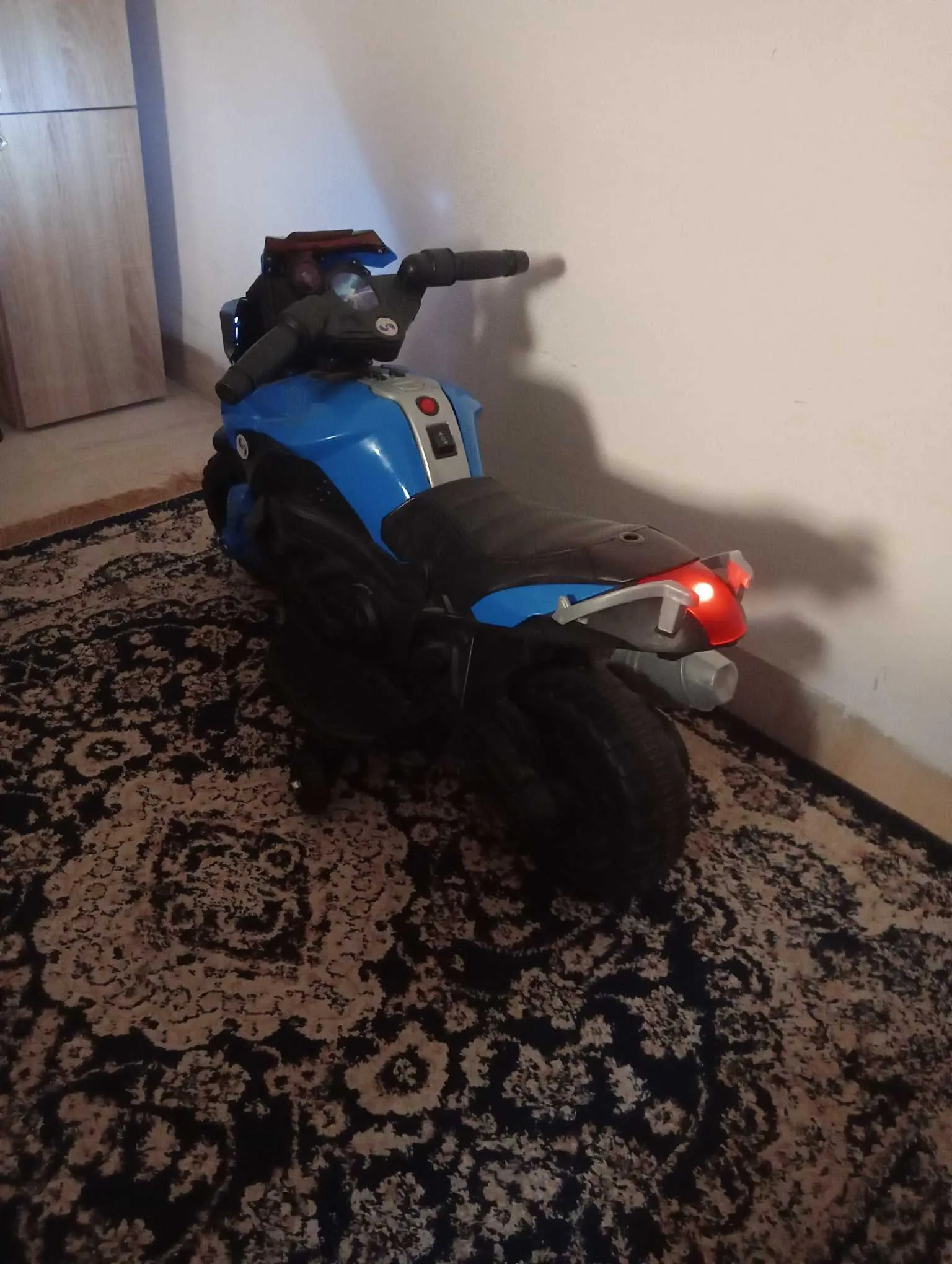 Moto électrique enfant