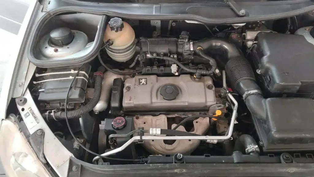 Peugeot 206 état neuf à vendre