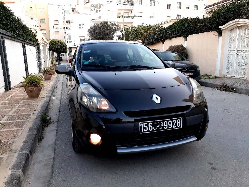 Renault Clio 3 TomTom tu 156
