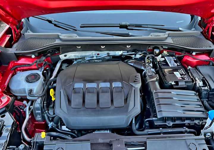 ⛔️CUPRA FORMENTOR 2.0L DSG7 EXCLUSIVE⛔️
on accepte l'échange des voitures