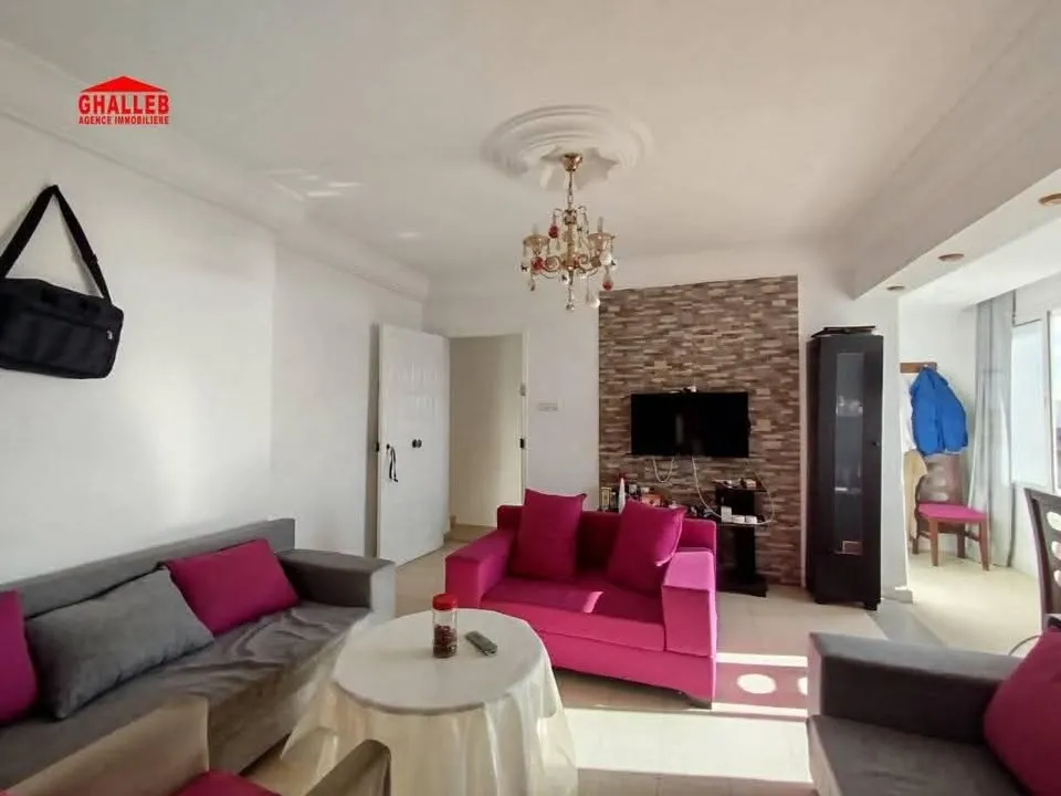 Une maison s+3 et un studio s+1 