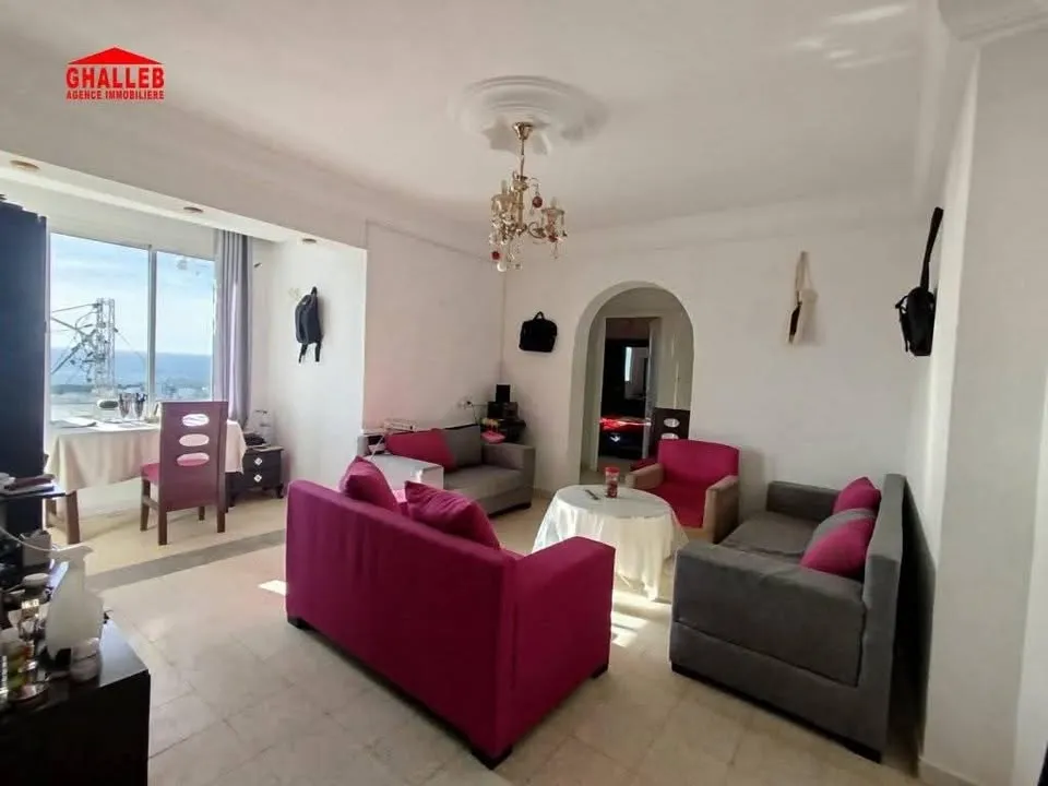 Une maison s+3 et un studio s+1 