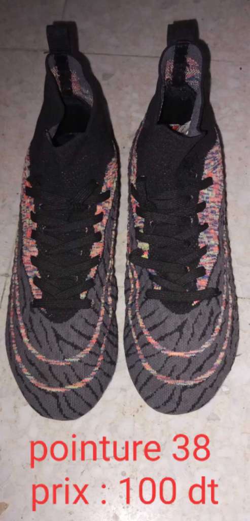 Crampon neuf pointure 38