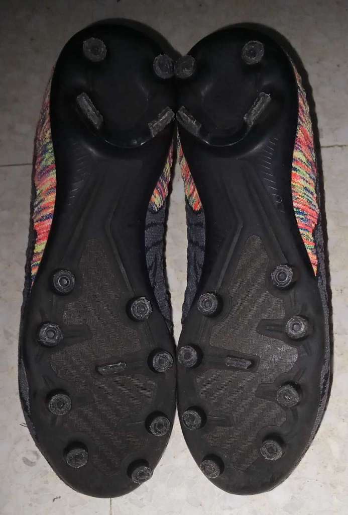 Crampon neuf pointure 38