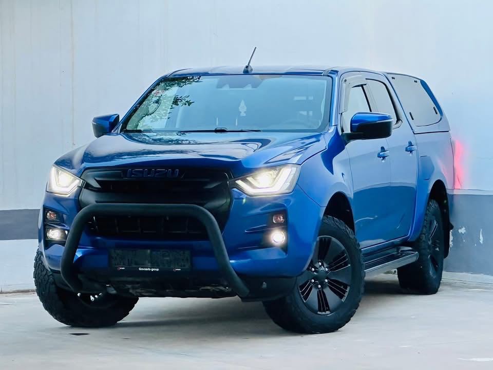 ISUZU D-MAX V CROSS EUROPEĂNE đ«đ·