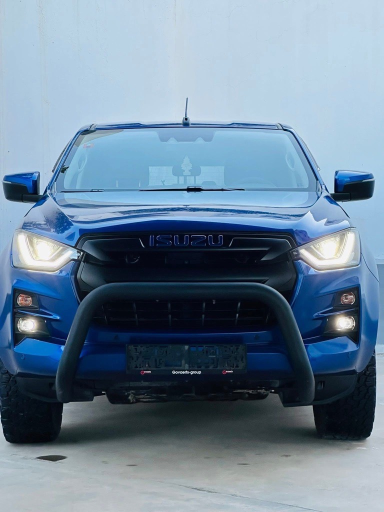 ISUZU D-MAX V CROSS EUROPEĂNE đ«đ·