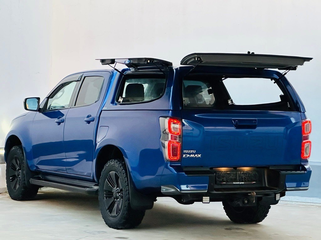 ISUZU D-MAX V CROSS EUROPEĂNE đ«đ·