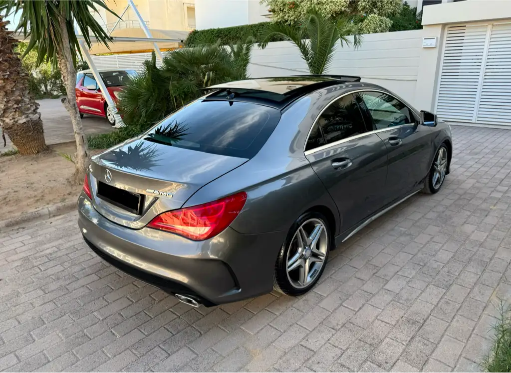 Mercedes CLA 200 AMG