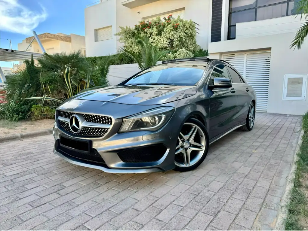 Mercedes CLA 200 AMG