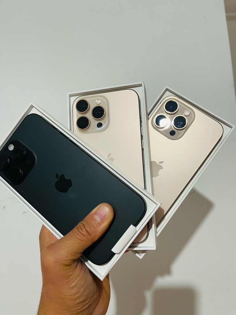 Iphone 16 pro max 100% 