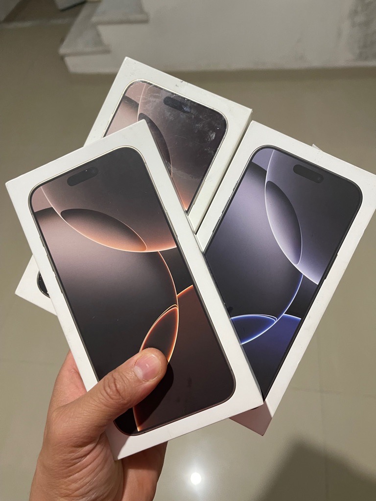 Iphone 16 pro max 100% 