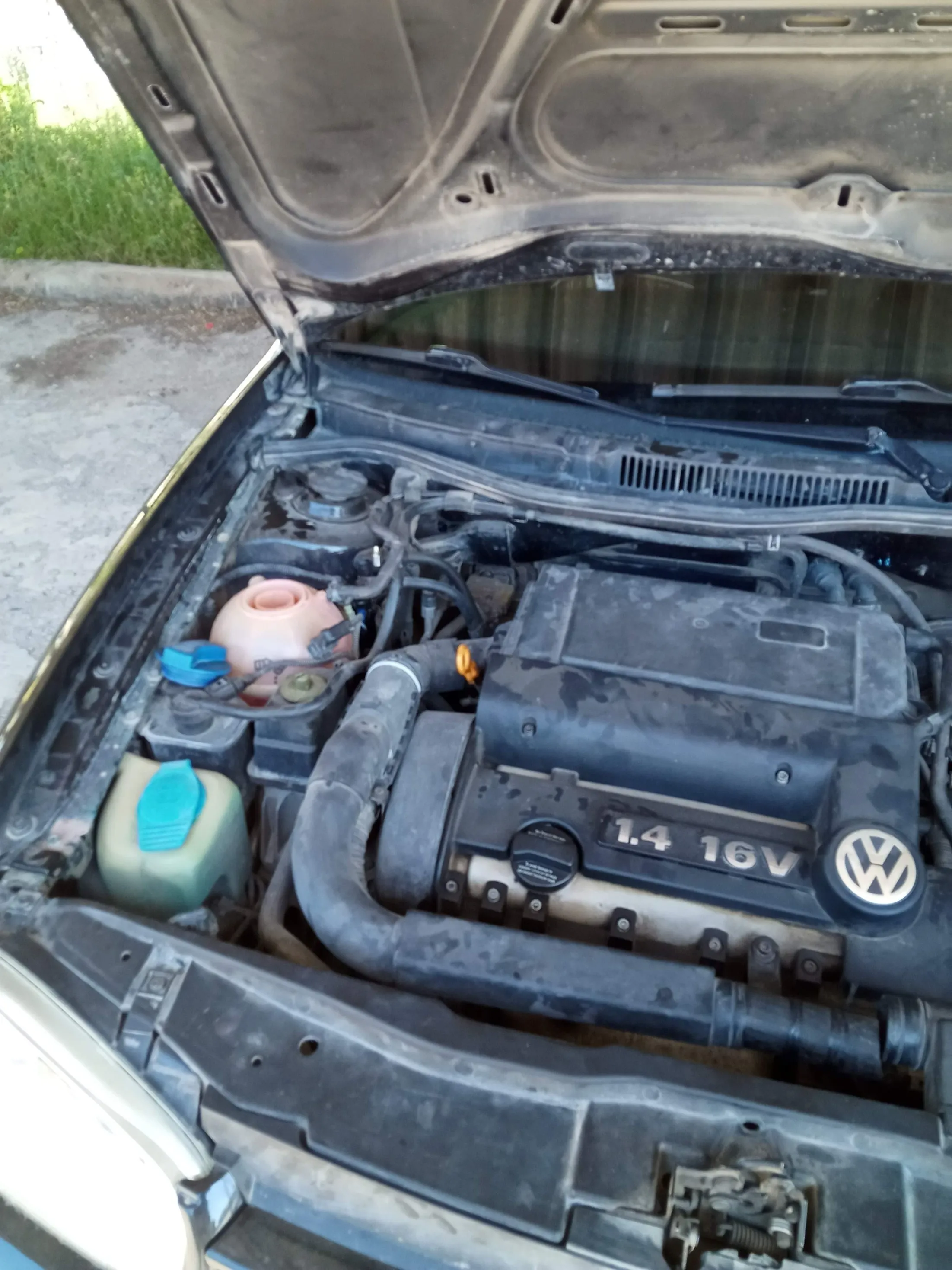 Pièces moteur GOLF 4 essence 1.4 2002