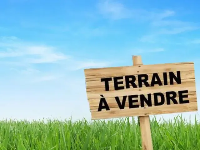 A NE PAS RATER TERRAIN 753 M2 USAGE IMMEUBLE AU COEUR DE L'ARIANA