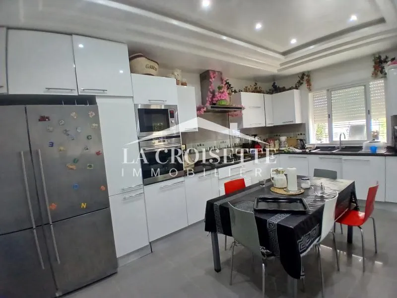 Villa s4 meublée avec piscine à Ain Zaghouan nord ZVL0030