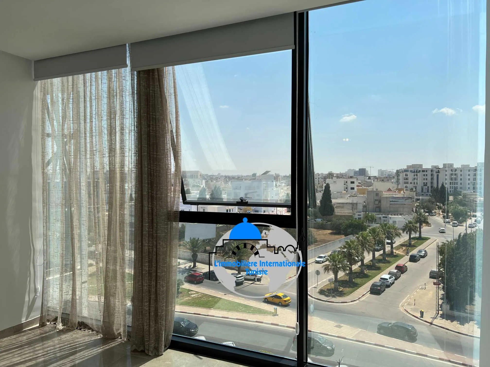 À 𝗟𝗼𝘂𝗲𝗿 – 𝗔𝗽𝗽𝗮𝗿𝘁𝗲𝗺𝗲𝗻𝘁 𝗦+𝟮 𝗛𝗮𝘂𝘁 𝗦𝘁𝗮𝗻𝗱𝗶𝗻𝗴 à 𝗦𝗼𝘂𝘀𝘀𝗲