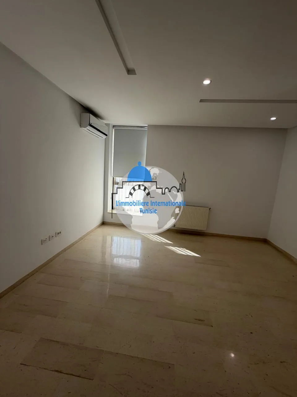 À 𝗟𝗼𝘂𝗲𝗿 – 𝗔𝗽𝗽𝗮𝗿𝘁𝗲𝗺𝗲𝗻𝘁 𝗦+𝟮 𝗛𝗮𝘂𝘁 𝗦𝘁𝗮𝗻𝗱𝗶𝗻𝗴 à 𝗦𝗼𝘂𝘀𝘀𝗲