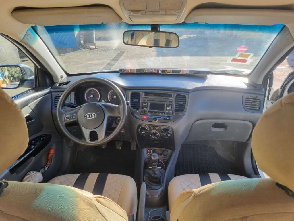 A vendre Kia Rio 2010